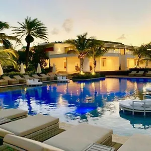 Resort Hodges Bay &
